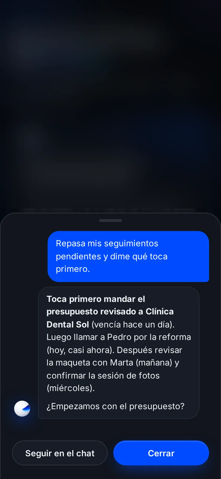 Pulsas el atajo y Qiu repasa tus seguimientos y te dice por dónde empezar, sin salir de Inicio.