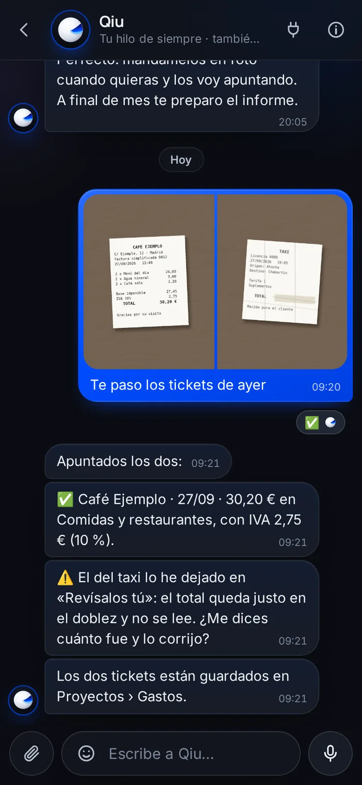 Mándale a Qiu la foto de tus tickets y los apunta con importe, categoría e IVA (solo si el ticket lo trae impreso). Lo que no se lee bien lo deja en «Revísalos tú» en vez de inventárselo.