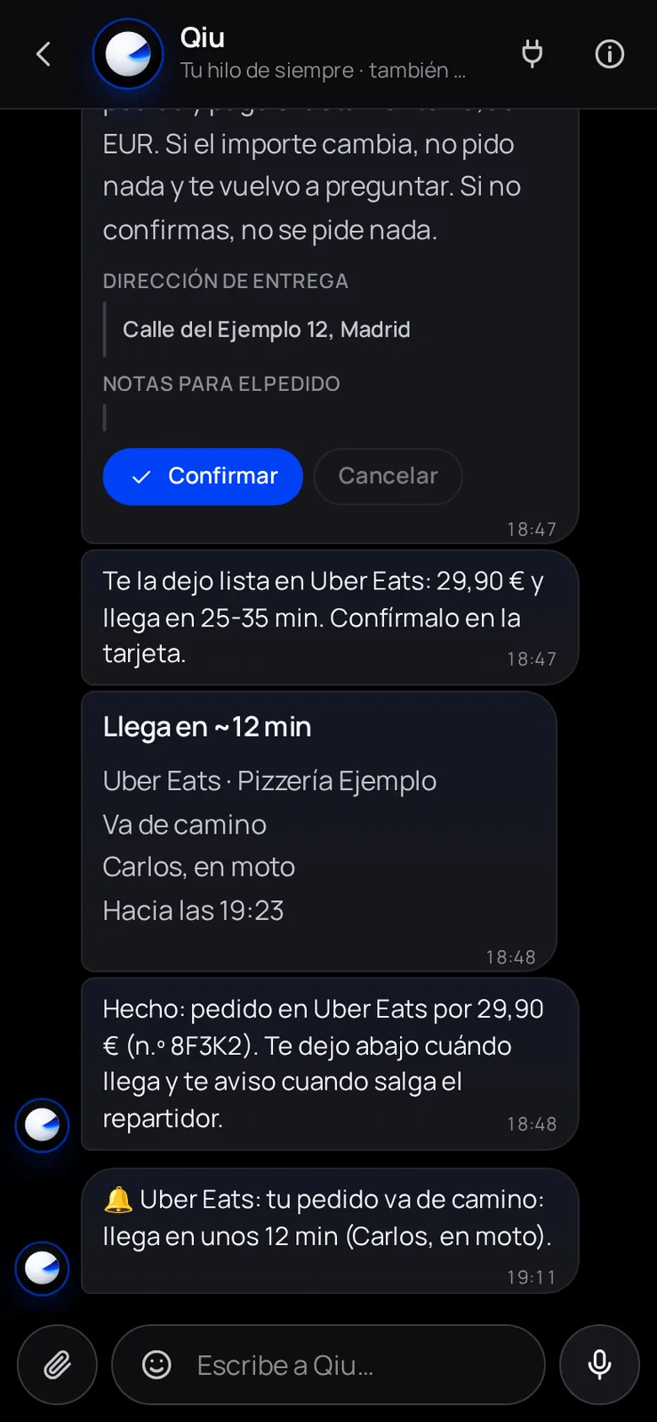 Cuando confirmas, Qiu sigue el pedido: una tarjeta con lo que falta, que se actualiza sola, y un aviso solo cuando cambia algo, como cuando sale el repartidor.